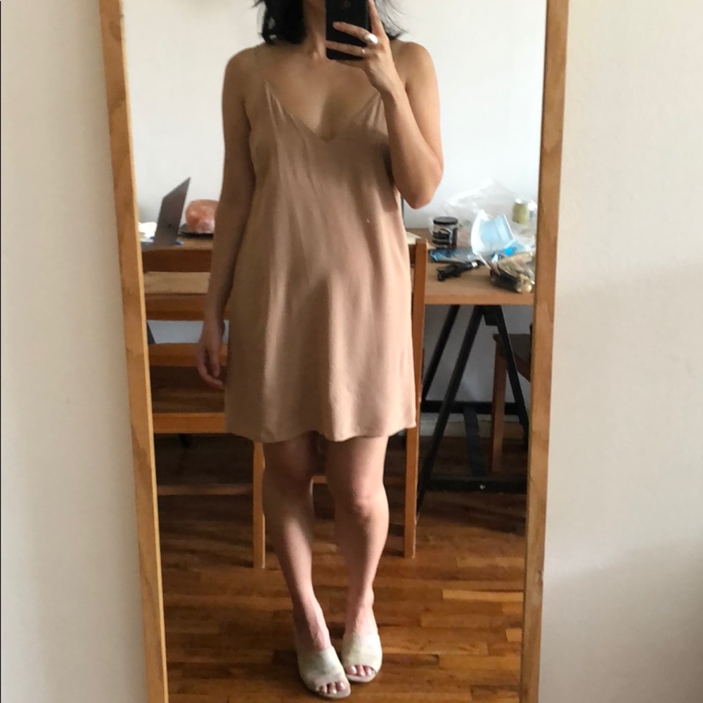 Aritzia brand Wilfred slip dress